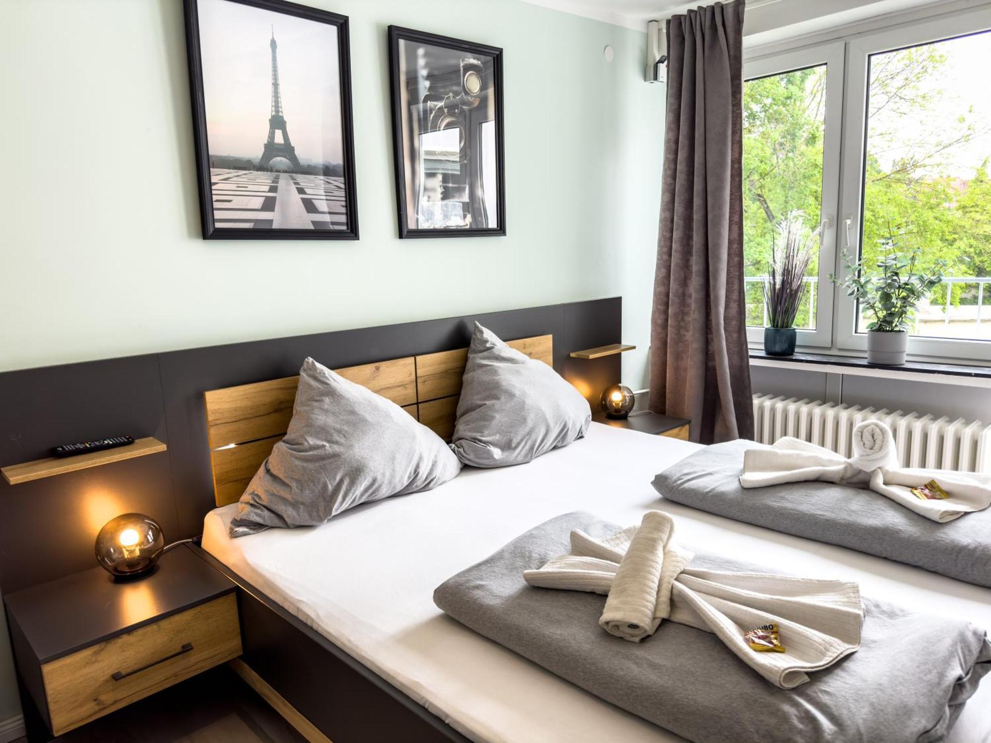 Apartment Fuer 3 Gaeste Mit Kostenlosen Parkplaetzen Und Lift ハノーファー エクステリア 写真